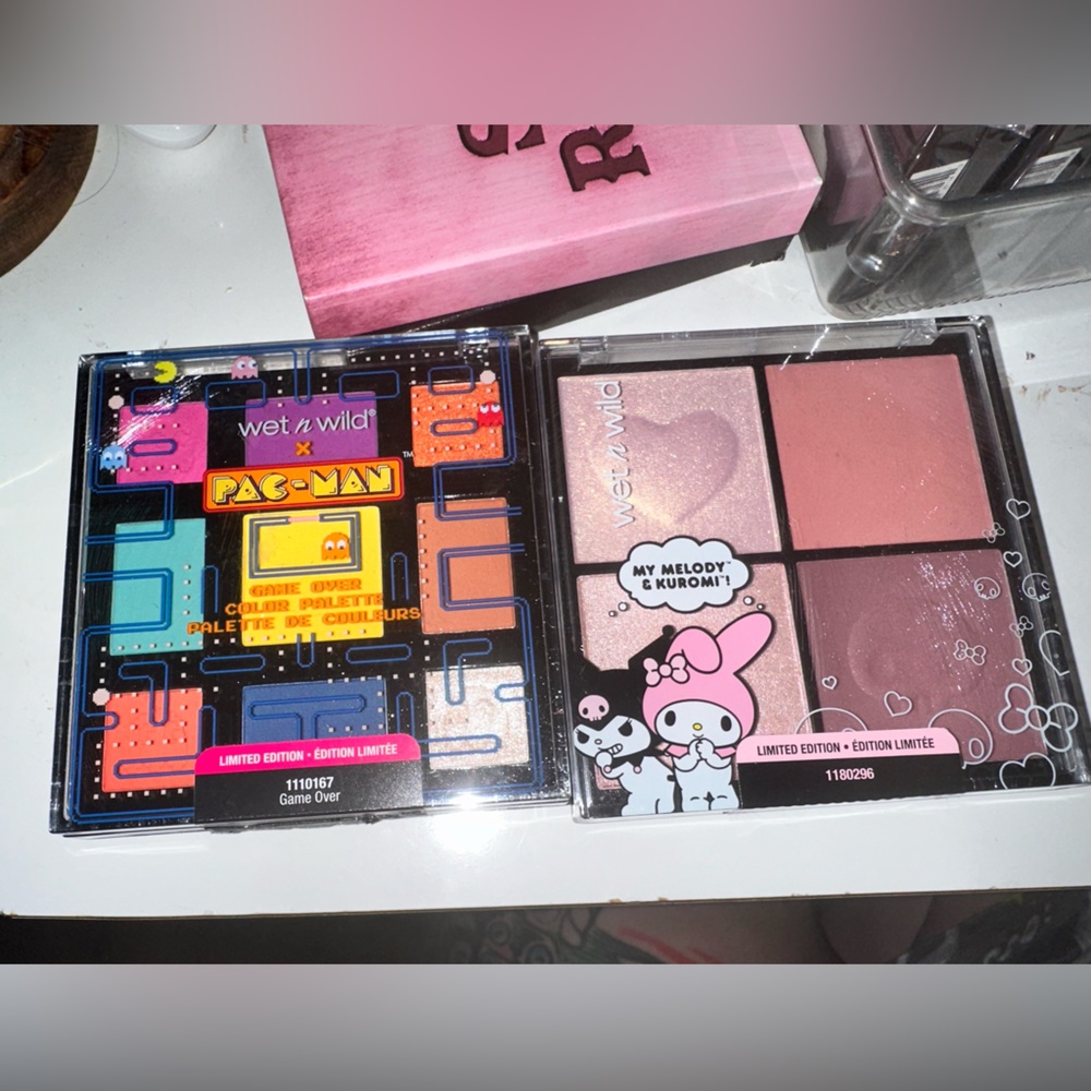 Wet N wild mini palettes